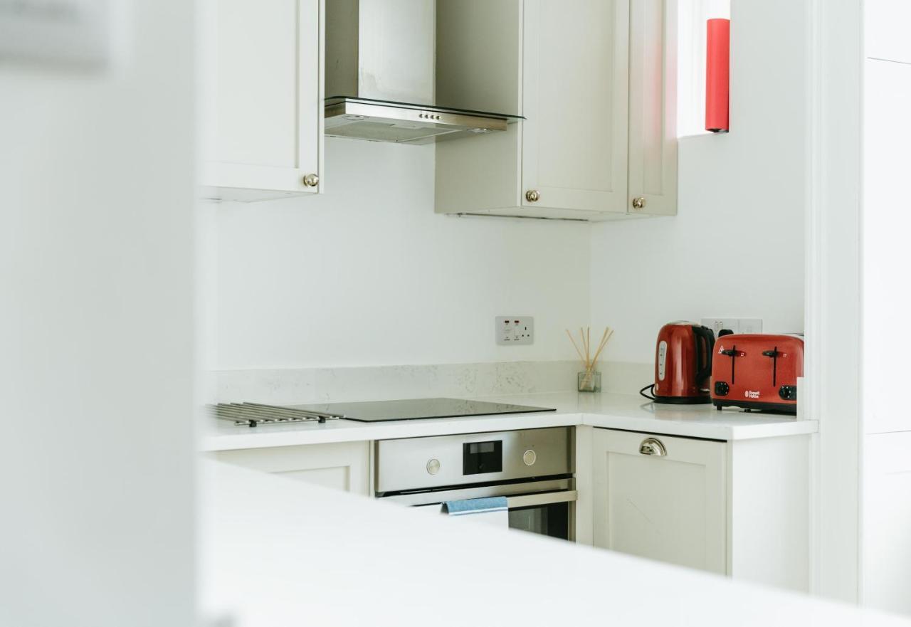 Luxury 1 Bed Flat, Spectacular Views Of Bath 아파트 외부 사진