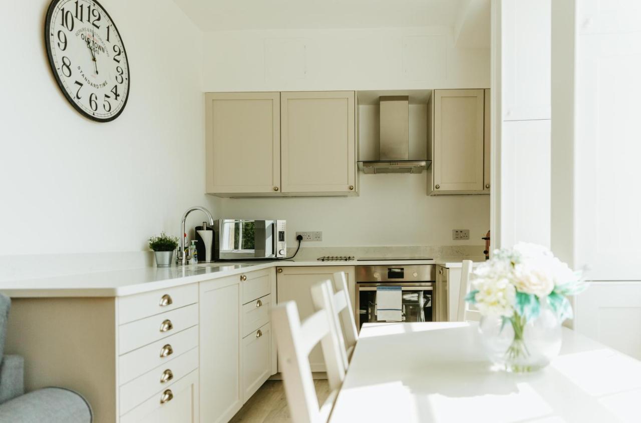 Luxury 1 Bed Flat, Spectacular Views Of Bath 아파트 외부 사진